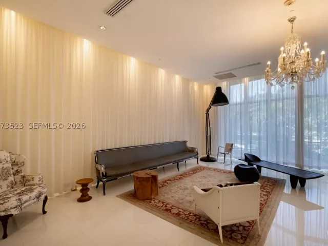 5-bedroom condo for rent in Miami - 465 Brickell Ave 5701 - MondialRealty