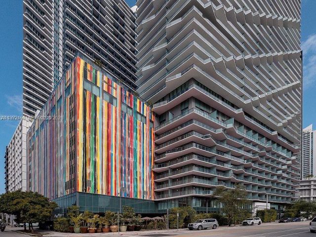 Apartment for sale  Unit #2006 - photo 7451905