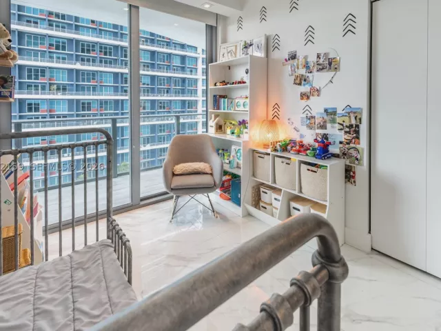 3-bedroom condo for sale in Miami - 1300 S Miami Ave 2006 - MondialRealty