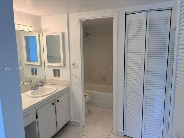 Apartment for sale  Unit #217 - photo 7484151