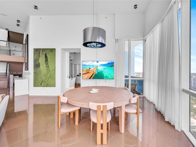 Apartment for rent  Unit #5509 - photo 7530482