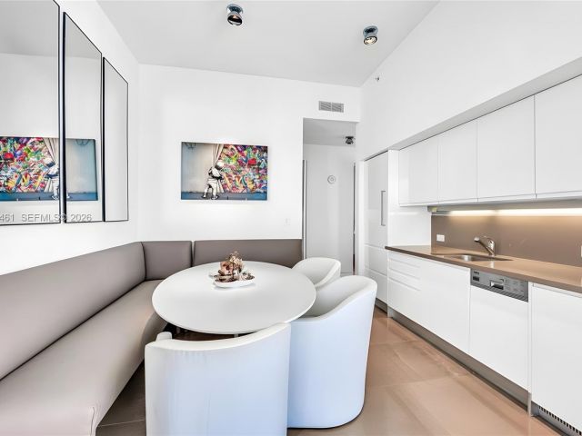 Apartment for rent  Unit #5509 - photo 7530484