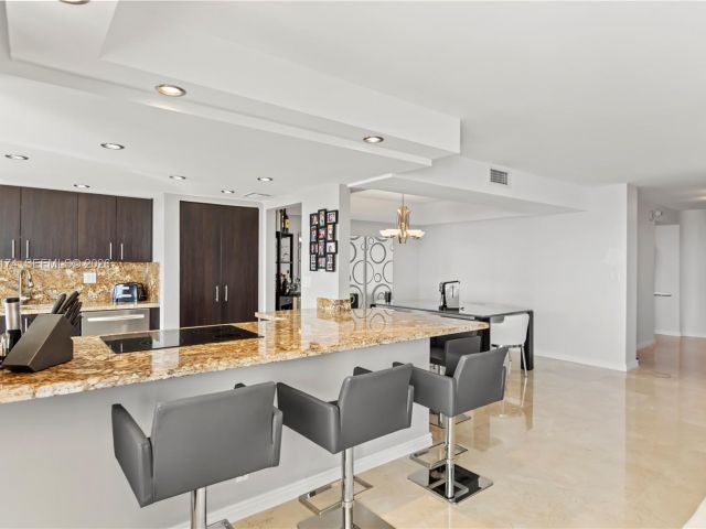 Apartment for rent  Unit #15E - photo 7496903