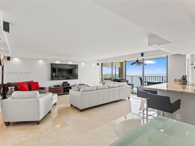 Apartment for rent  Unit #15E - photo 7496915