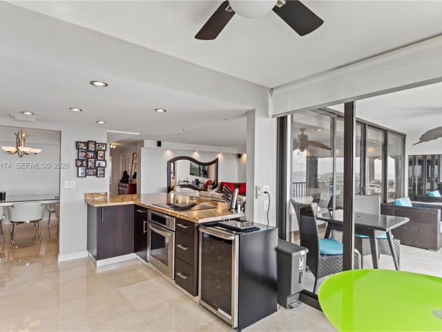 Apartment for rent  Unit #15E - photo 7496917