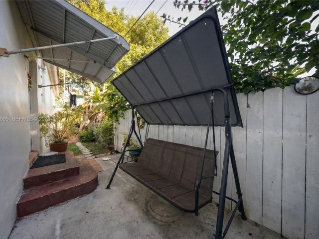 Home for sale at 2725 SW 82nd Ave - photo 7524910