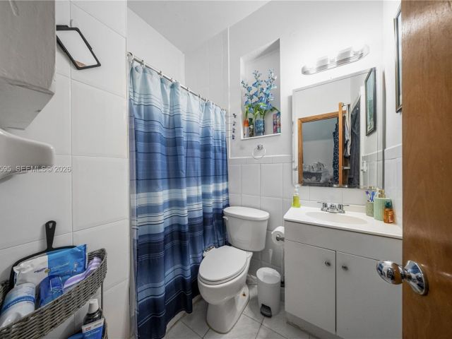 Home for sale at 2725 SW 82nd Ave - photo 7524915