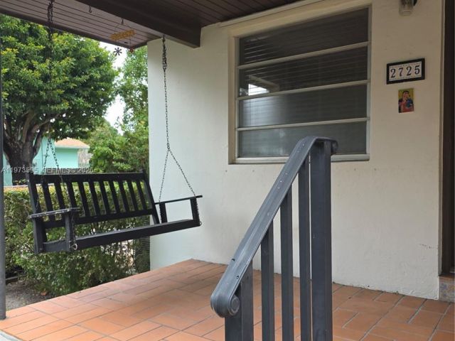 Home for sale at 2725 SW 82nd Ave - photo 7524925