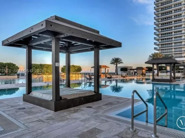 3-bedroom condo for rent in Hallandale Beach - 1800 S OCEAN DR 3803 - MondialRealty