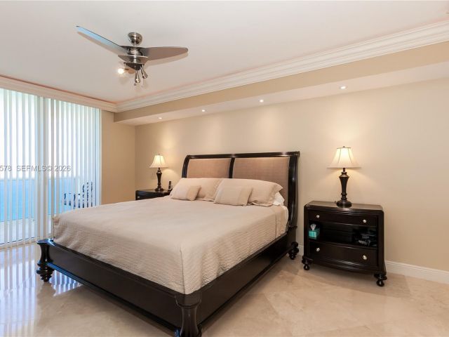 Apartment for rent  Unit #3803 - photo 7500493