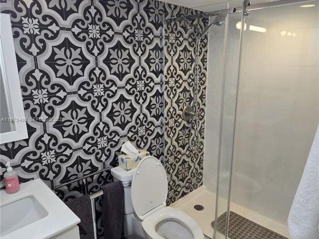 Apartment for rent  Unit #406 - photo 7505838