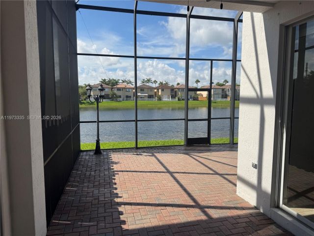 Home for rent at 11482 NW 69th Ter - photo 7486177