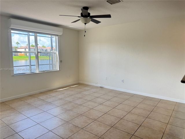 Home for rent at 11482 NW 69th Ter - photo 7486182