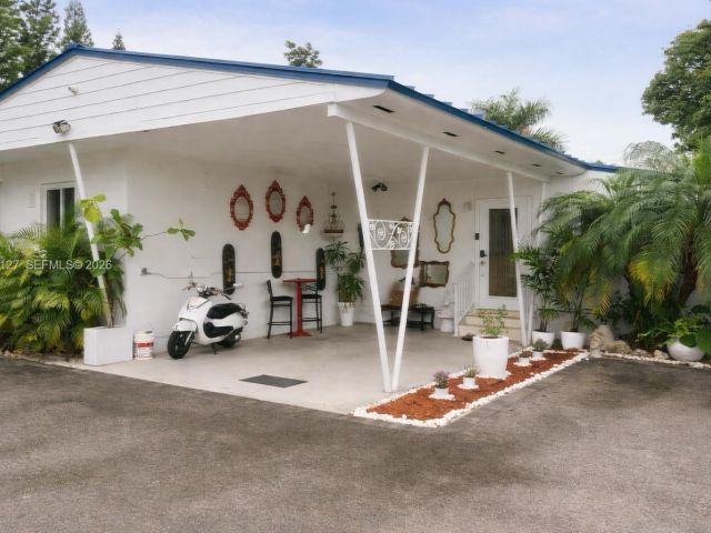 Home for sale at 1281 NW 31st Ave - photo 7501669