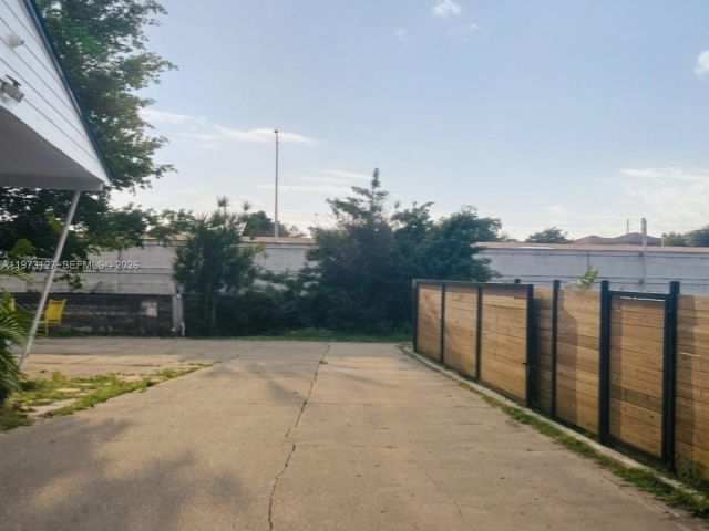 Home for sale at 1281 NW 31st Ave - photo 7501673