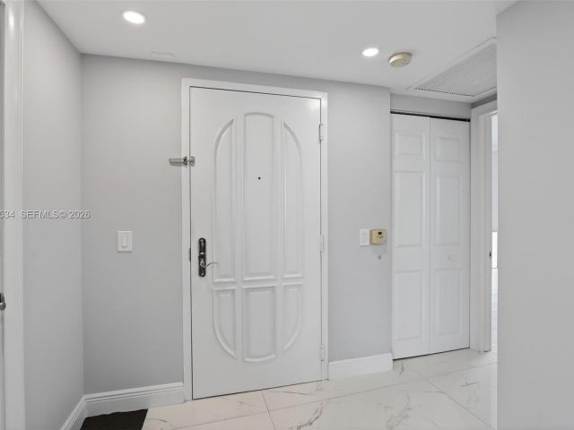 Apartment for rent  Unit #1501 - photo 7503299