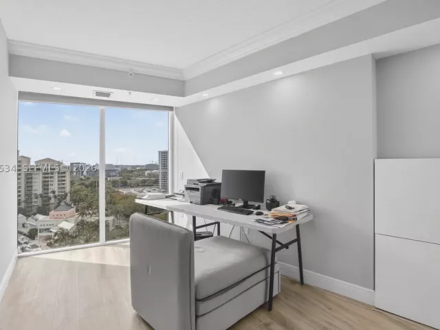 3-bedroom condo for rent in Aventura - 3370 Hidden Bay Dr 1501 - MondialRealty