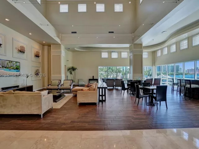 3-bedroom condo for rent in Aventura - 3370 Hidden Bay Dr 1501 - MondialRealty