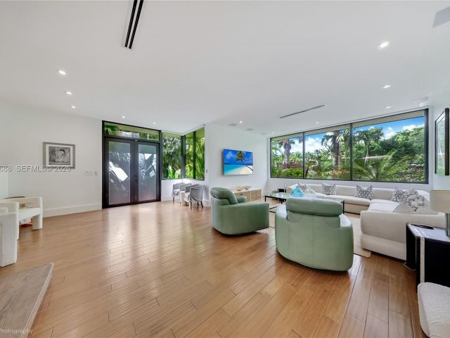 Home for sale at 2815 Regatta Ave - photo 7469232