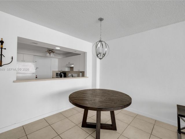 Apartment for sale  Unit #905 - photo 7470170