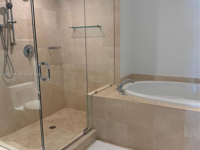 Apartment for rent  Unit #5008 - photo 7499689