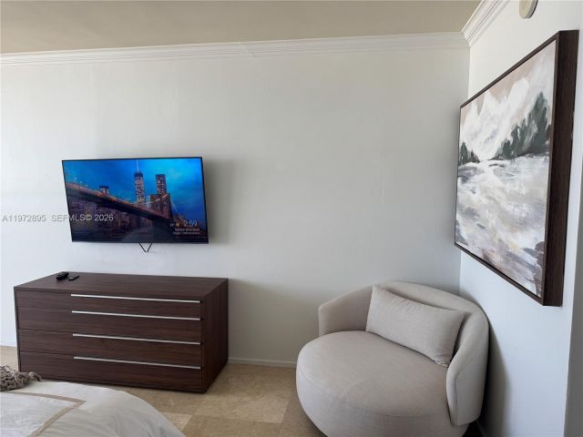 Apartment for rent  Unit #5008 - photo 7499691