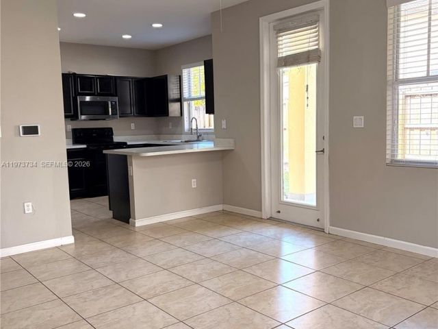 Home for rent at 11471 SW 244th Ter NA - photo 7457381