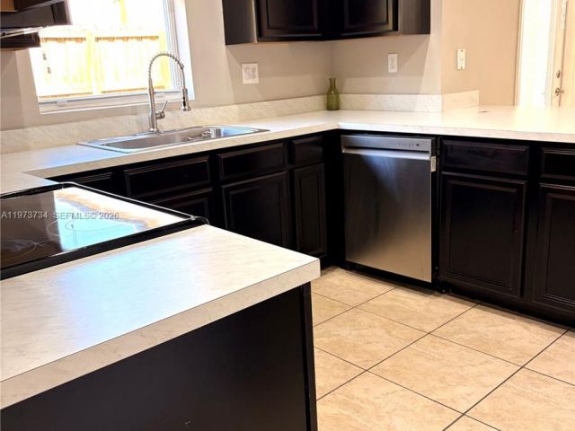 Home for rent at 11471 SW 244th Ter NA - photo 7457383