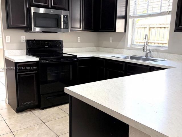 Home for rent at 11471 SW 244th Ter NA - photo 7457384