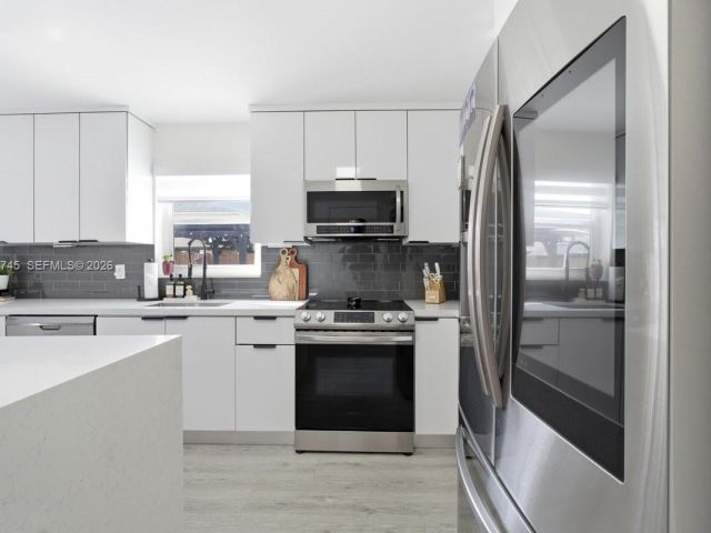 Home for rent at 12138 SW 250th Ter - photo 7459305