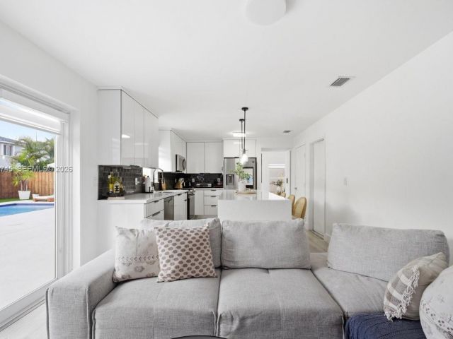 Home for rent at 12138 SW 250th Ter - photo 7459309