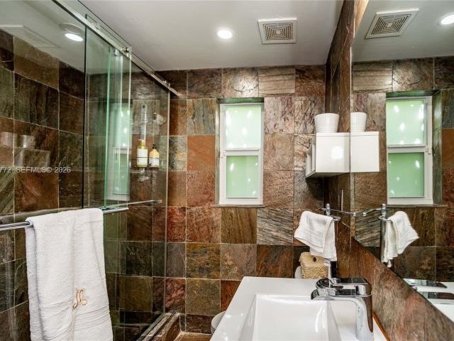 Home for sale at 1360 SW 16th St - photo 7525847