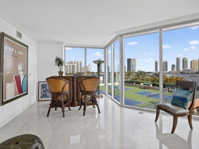 Apartment for rent  Unit #613 - photo 7503319