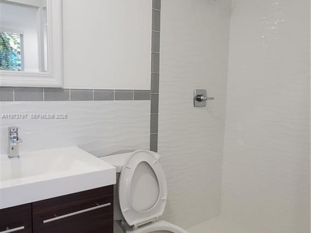 Home for rent at 3787 Thomas Ave - photo 7518811