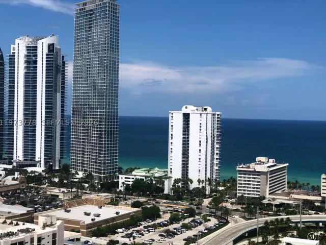 2-bedroom condo for sale in Sunny Isles Beach - 300 Sunny Isles Blvd 4-1705 - MondialRealty