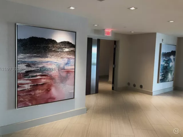 2-bedroom condo for sale in Sunny Isles Beach - 300 Sunny Isles Blvd 4-1705 - MondialRealty