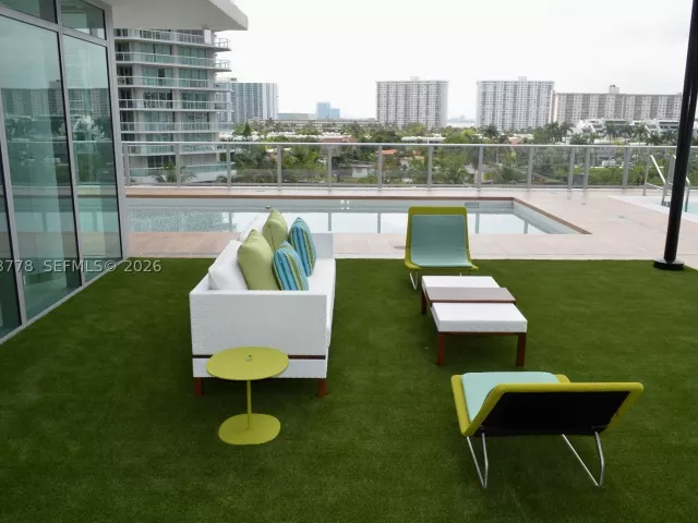 2-bedroom condo for sale in Sunny Isles Beach - 300 Sunny Isles Blvd 4-1705 - MondialRealty