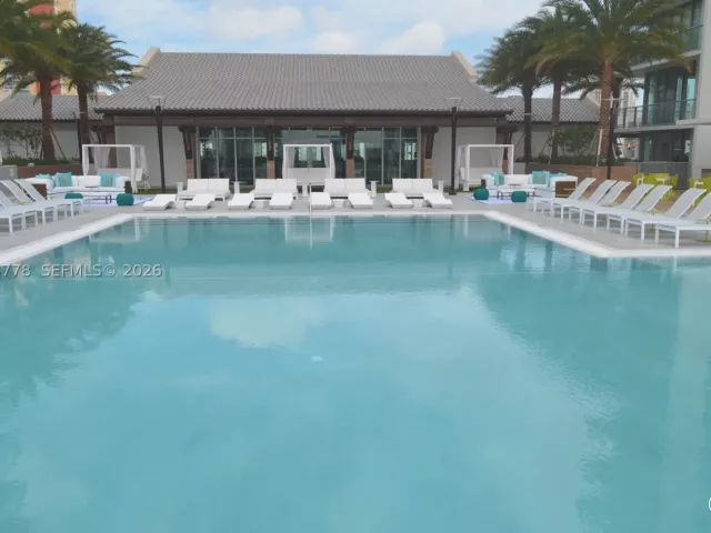 2-bedroom condo for sale in Sunny Isles Beach - 300 Sunny Isles Blvd 4-1705 - MondialRealty