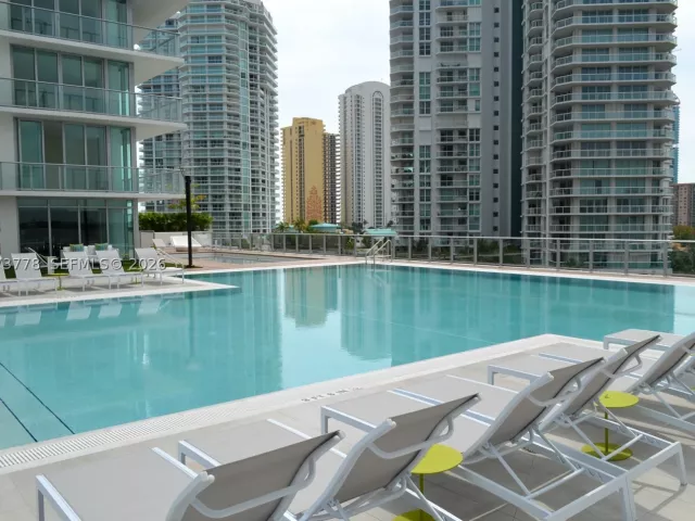 2-bedroom condo for sale in Sunny Isles Beach - 300 Sunny Isles Blvd 4-1705 - MondialRealty