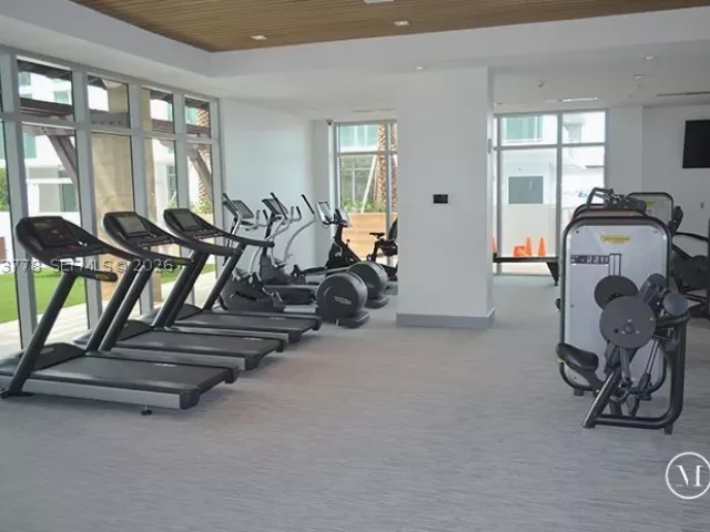 2-bedroom condo for sale in Sunny Isles Beach - 300 Sunny Isles Blvd 4-1705 - MondialRealty