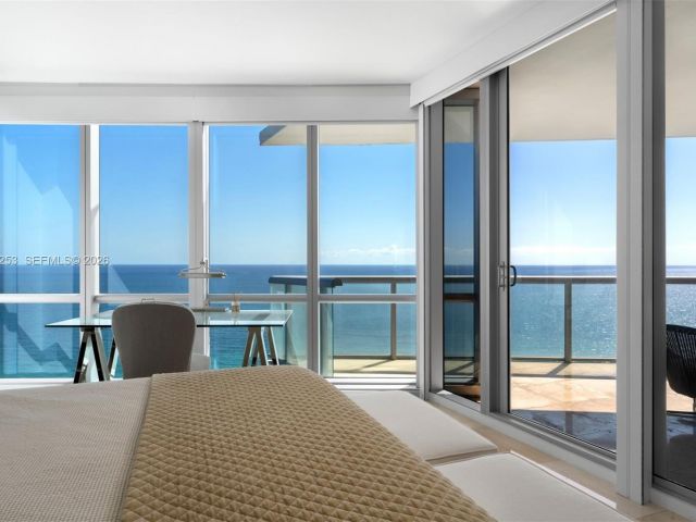 Apartment for rent  Unit #2405 - photo 7498668