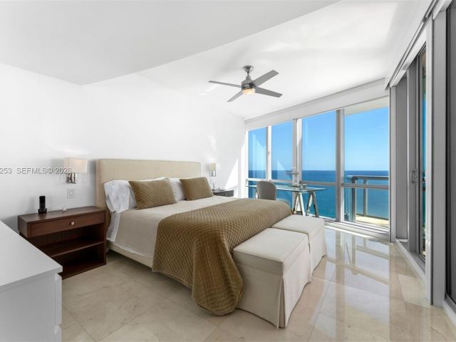 Apartment for rent  Unit #2405 - photo 7498670