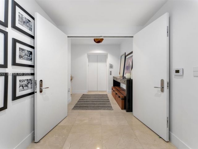 Apartment for rent  Unit #2405 - photo 7498685