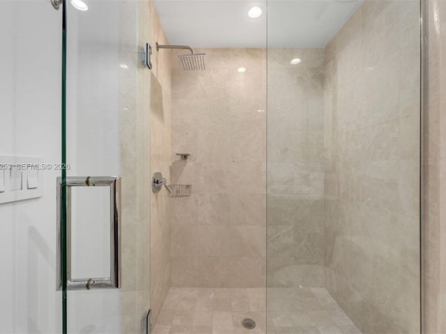 Apartment for rent  Unit #2405 - photo 7498697