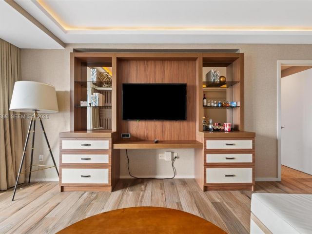 Apartment for sale  Unit #R1803 - photo 7498107