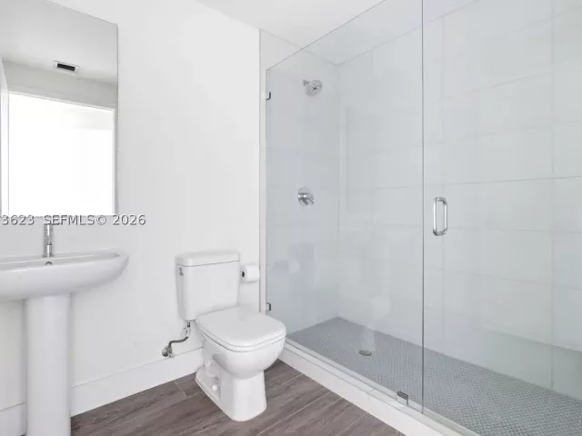 2-bedroom condo for sale in Miami - 2900 NE 7th Ave 3004 - MondialRealty