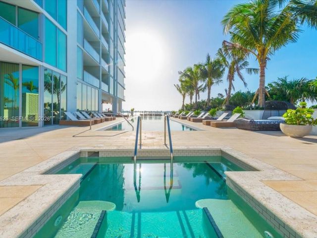 Apartment for sale  Unit #3004 - photo 7491358