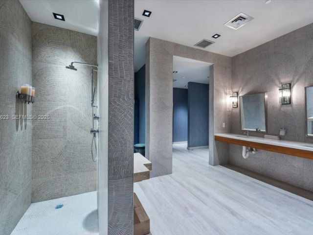 Apartment for sale  Unit #3004 - photo 7491363