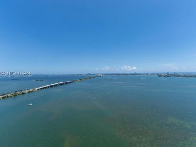 Apartment for sale  Unit #3004 - photo 7491367