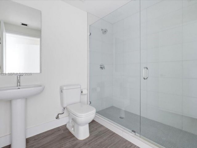 Apartment for sale  Unit #3004 - photo 7491376